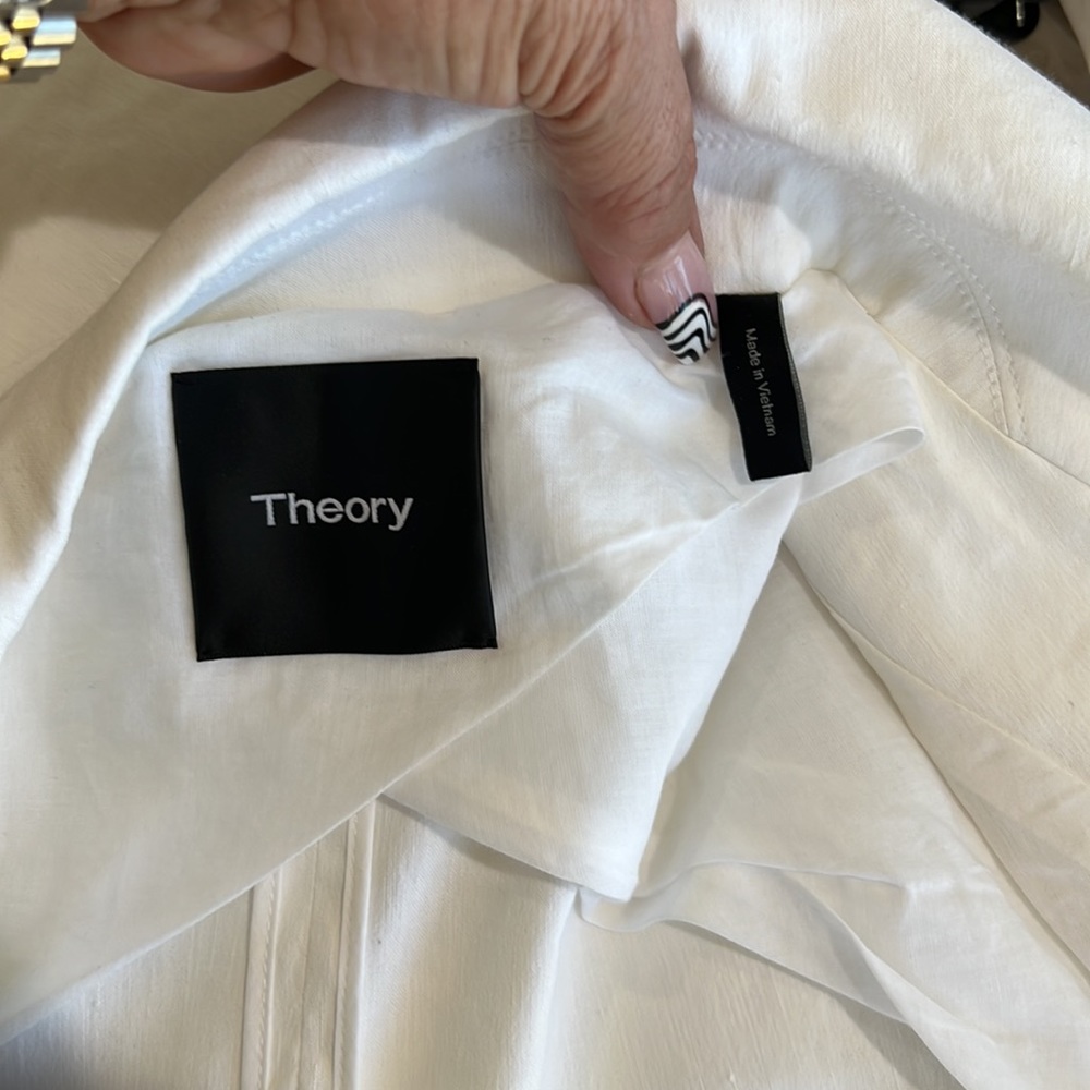 Theory white long sleeve blazer - Picture 5 of 5